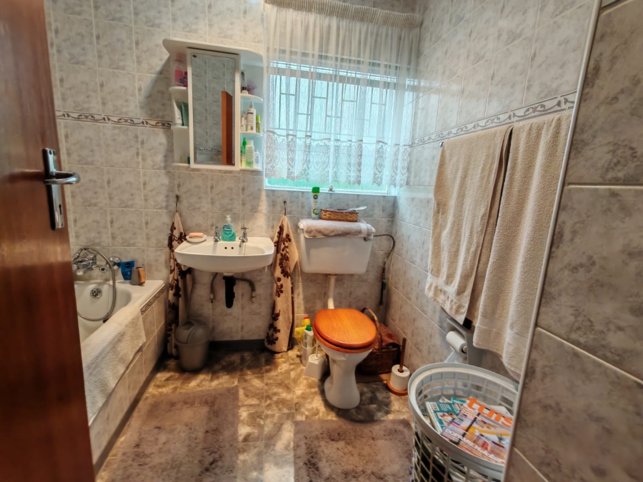 4 Bedroom Property for Sale in Sasolburg Ext 11 Free State